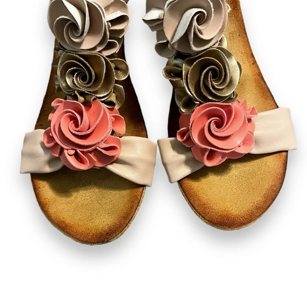 Patrizia Harlequin T-strap Wedge Sandals Size 7.5 Rosettes back zip Girly